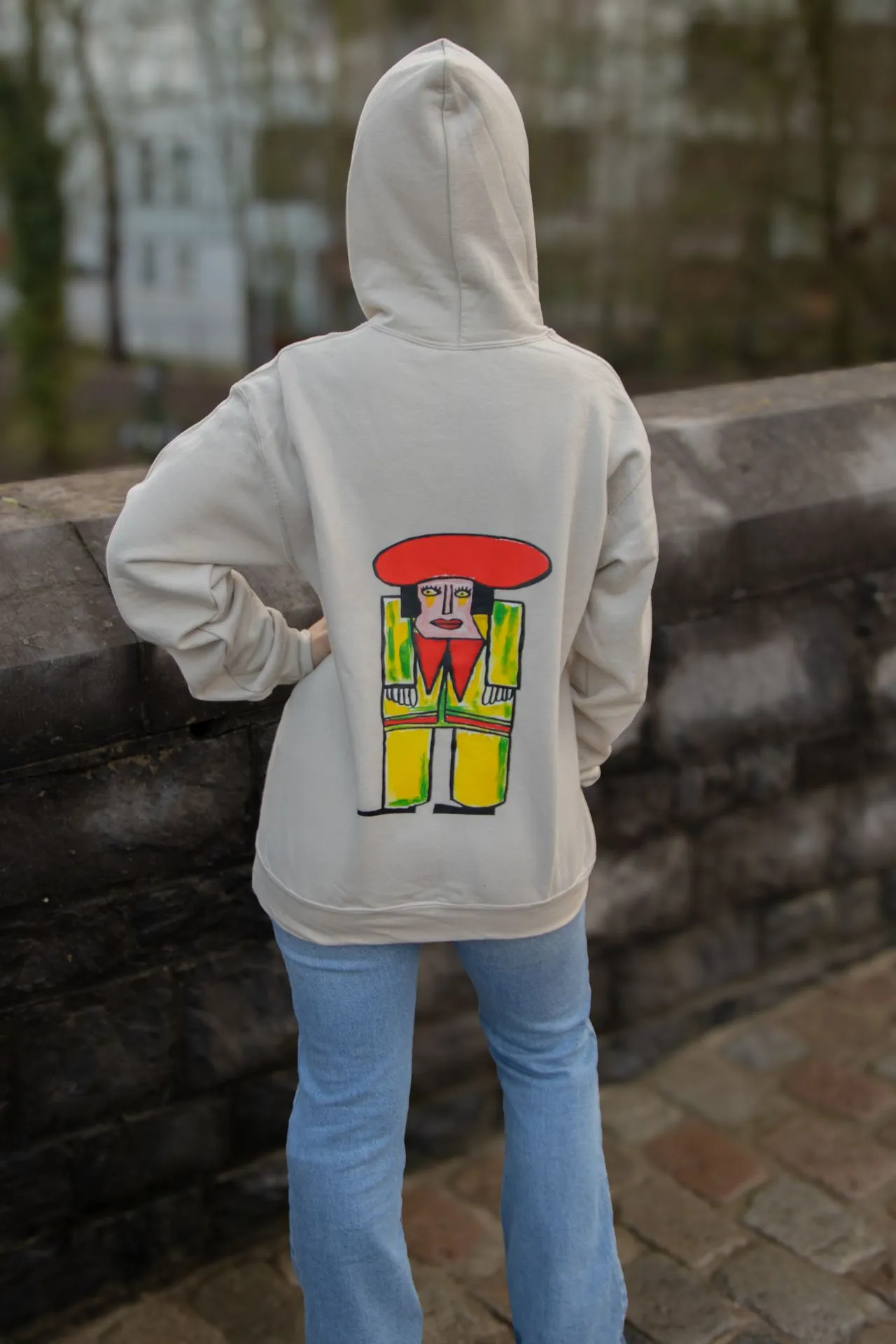 Hoodie - Man met rode hoed  (S, Beige)